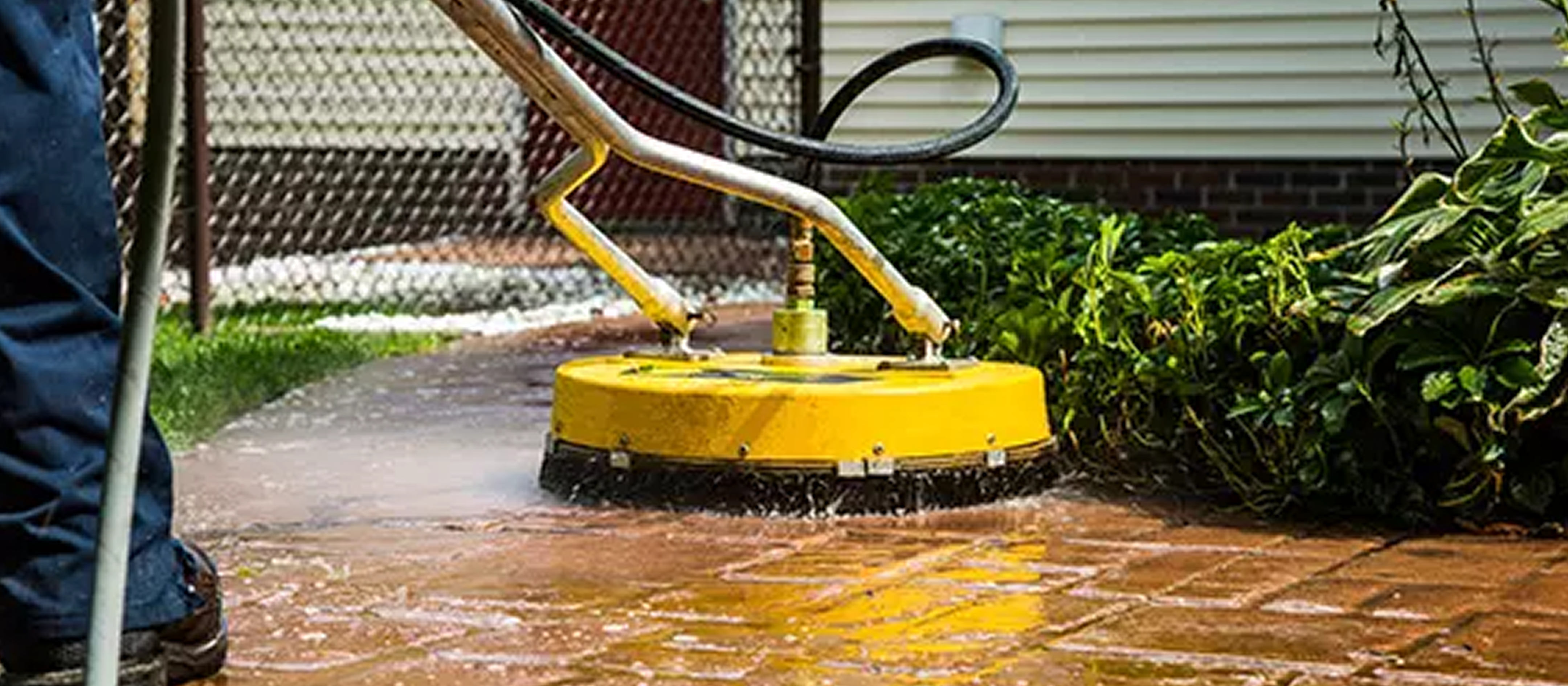 Patio & Courtyard Cleaning in Port Moody: What Homeowners Need to Know Before Booking
